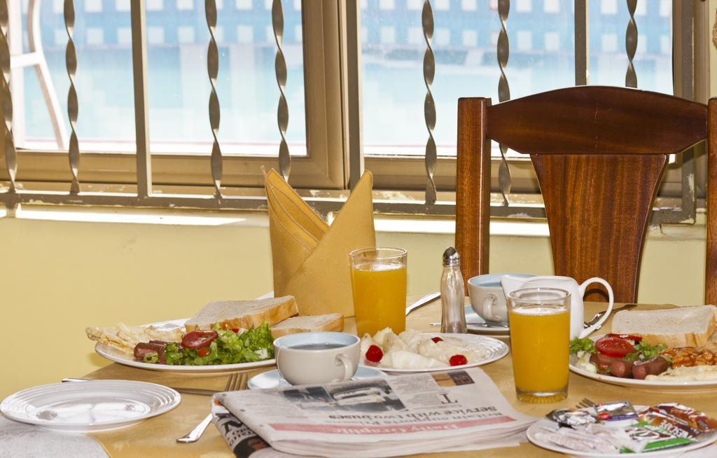 Eastgate Hotel Аккра Экстерьер фото
